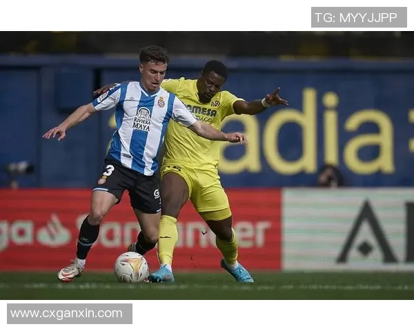 选黑人足球的魅力与挑战：探讨多元文化在足球世界中的重要性与影响